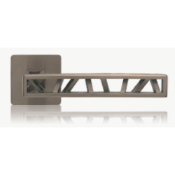 Kljuka M&T Squelette Q